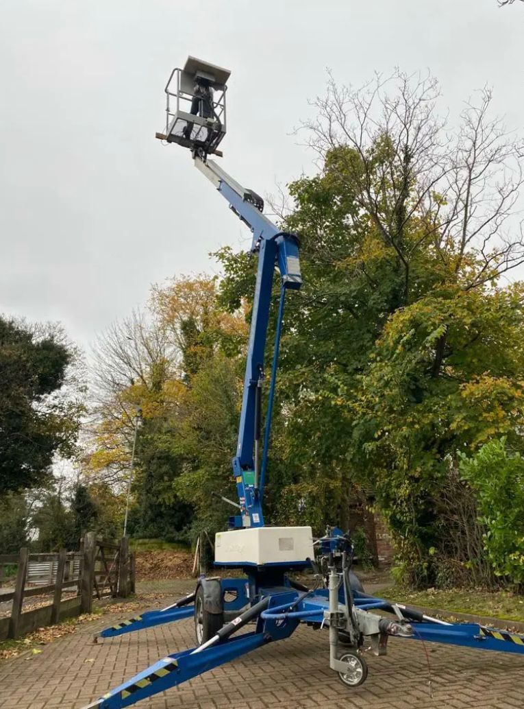 cherry picker hire in Lincolnshire